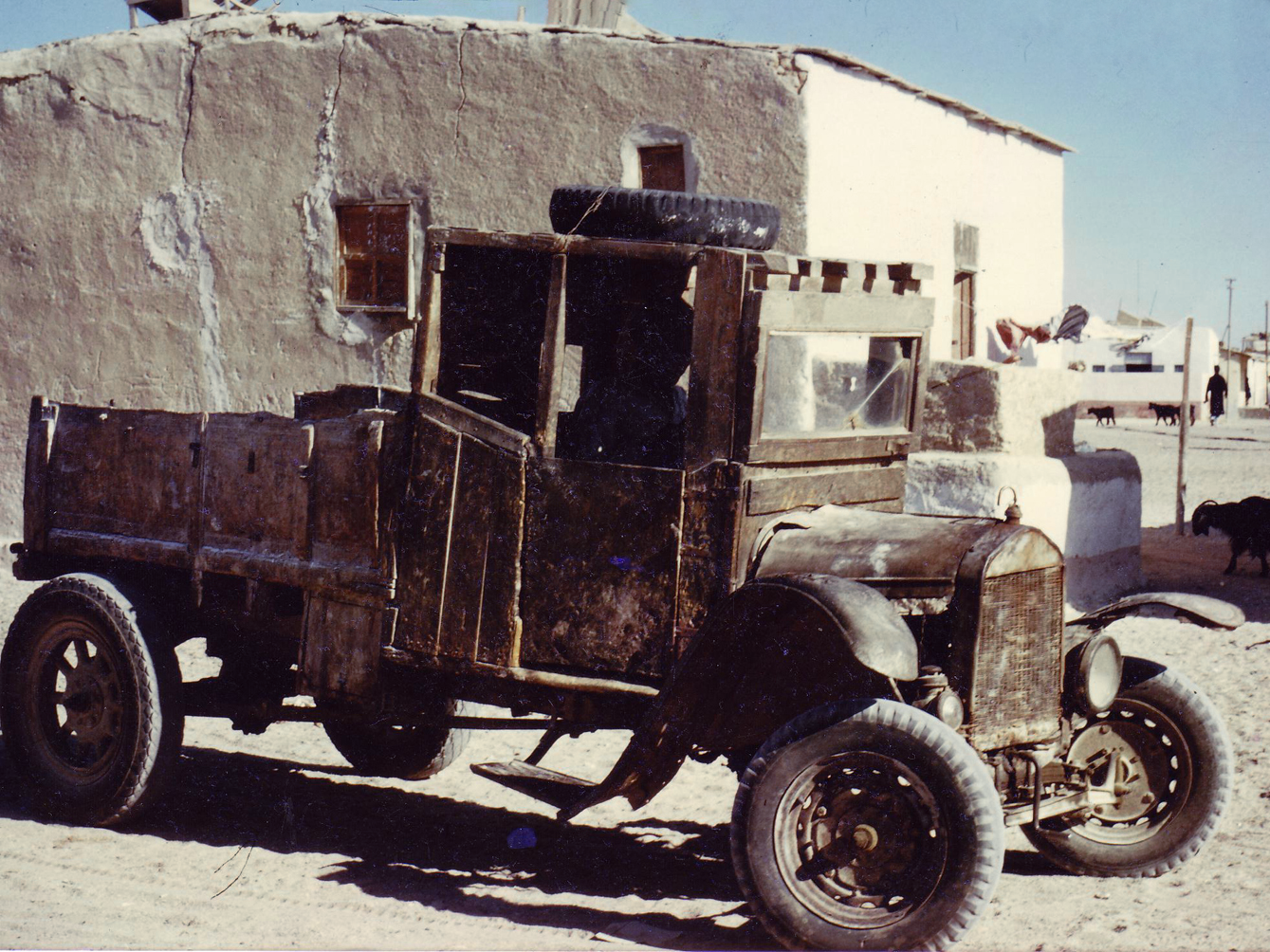 old-car-hurghada