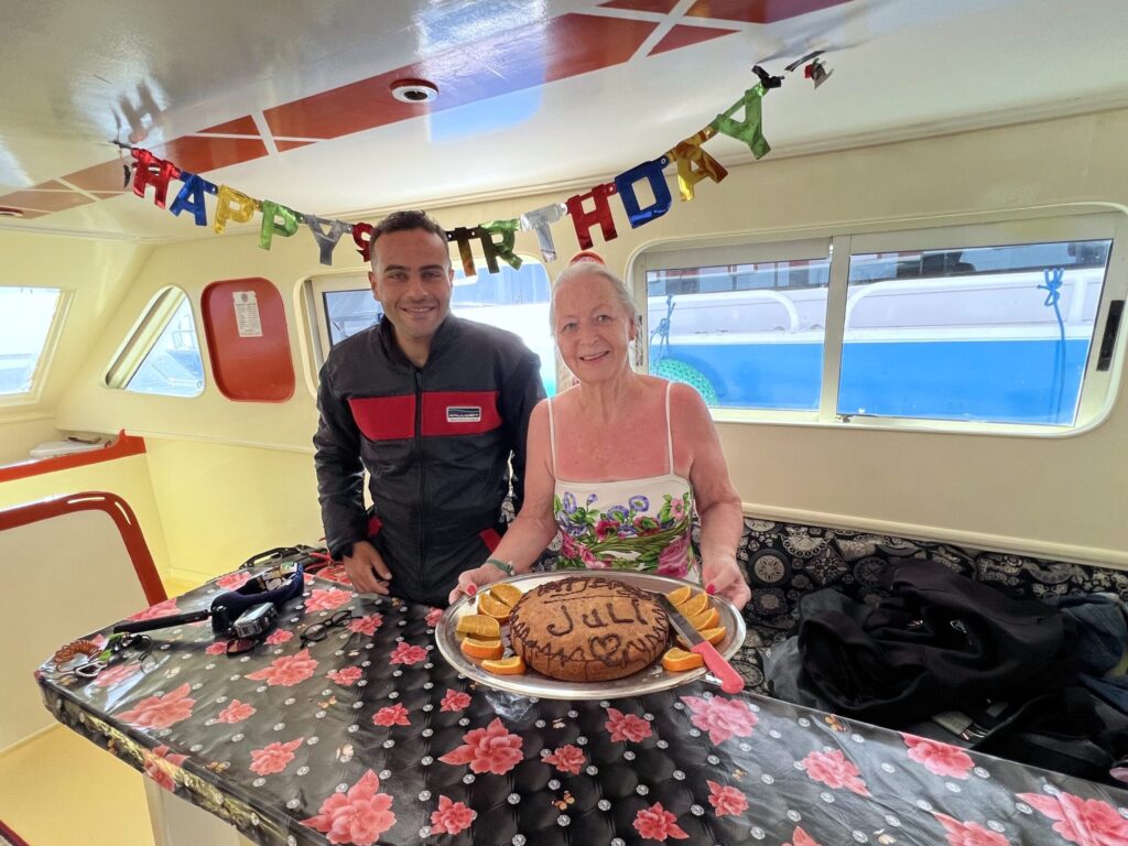 Delfine und ein unvergesslicher 75. Geburtstag